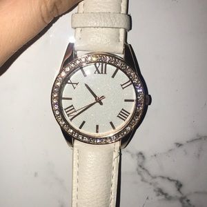 women’s watch with jewels